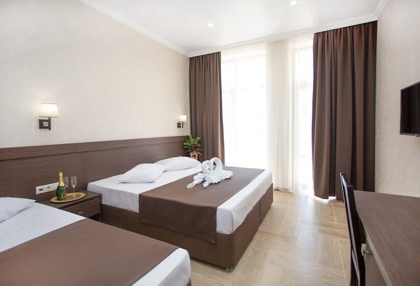 Triple Room Sea View, Coral