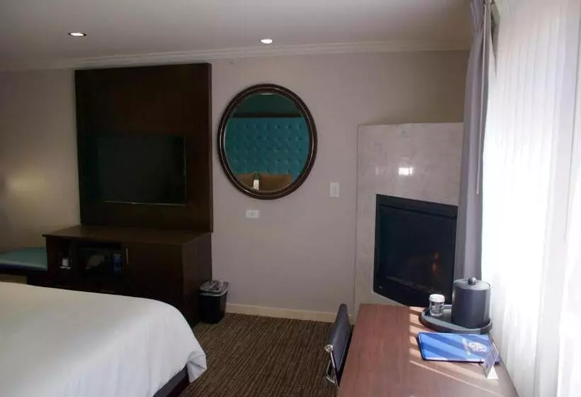Standard-huone King-vuode, Munras Inn