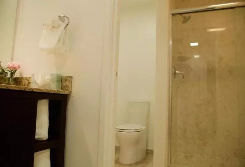 Deluxe-huone, Munras Inn