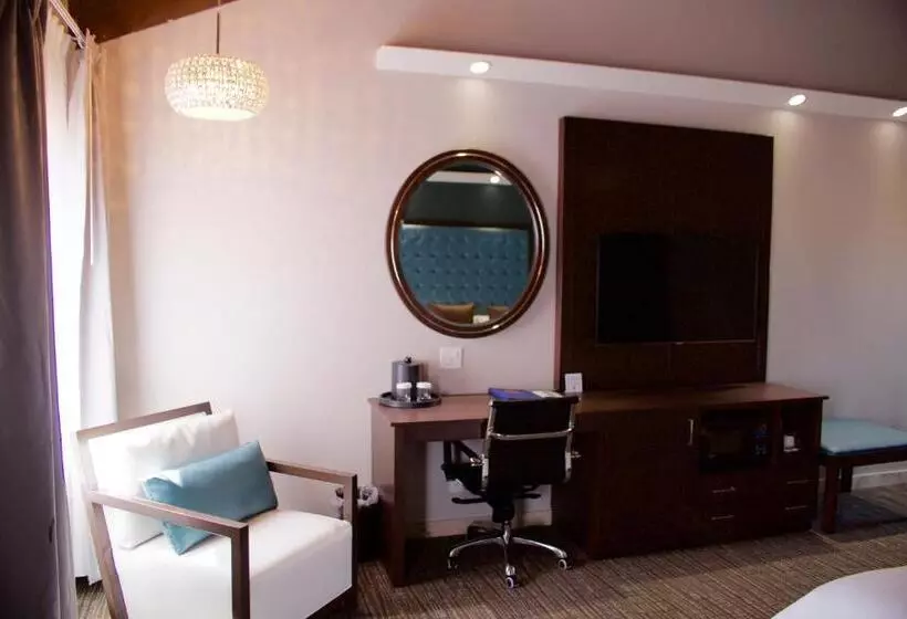 Deluxe-huone, Munras Inn