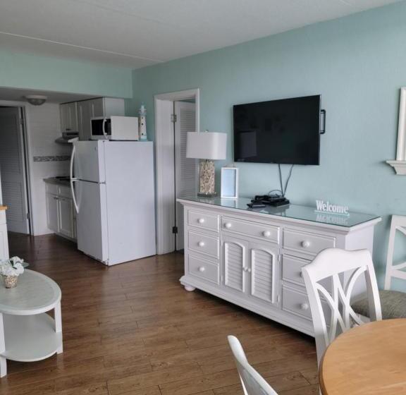 Deluxe Suite Sea View, Nassau Inn