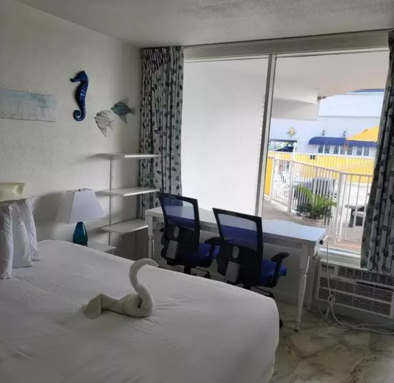 キングサイズベッドのスタンダードルーム, Nassau Inn