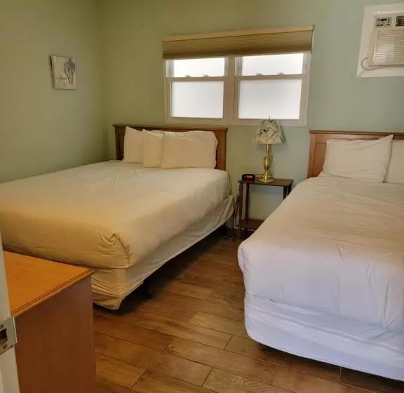 プールビューの２ベッドルームアパート, Nassau Inn