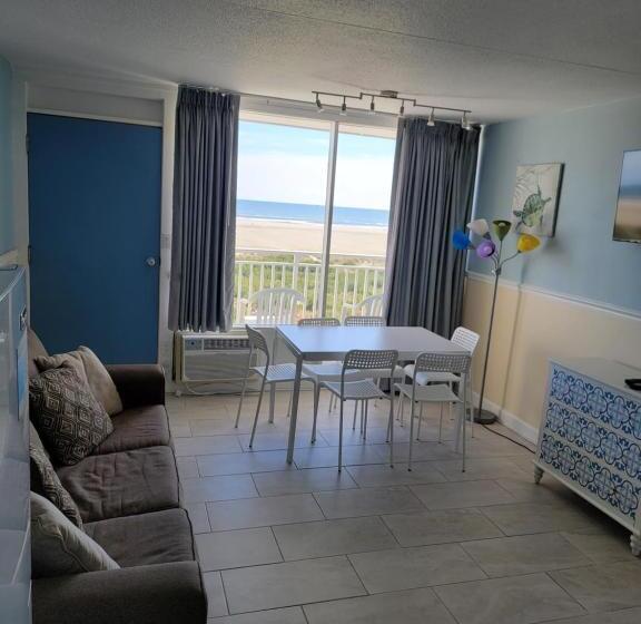 آپارتمان 2 خوابه با چشمانداز دریا, Nassau Inn