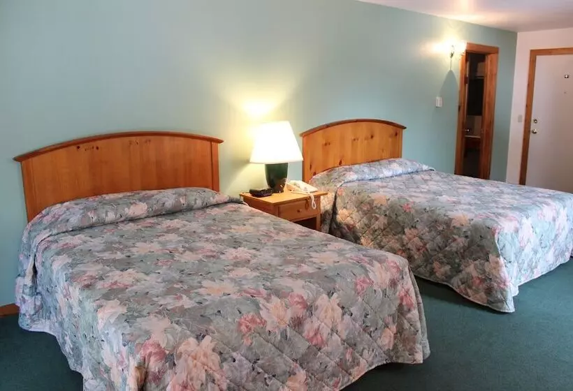 クイーンベッドのスーペリアルーム, Nootka Lodge
