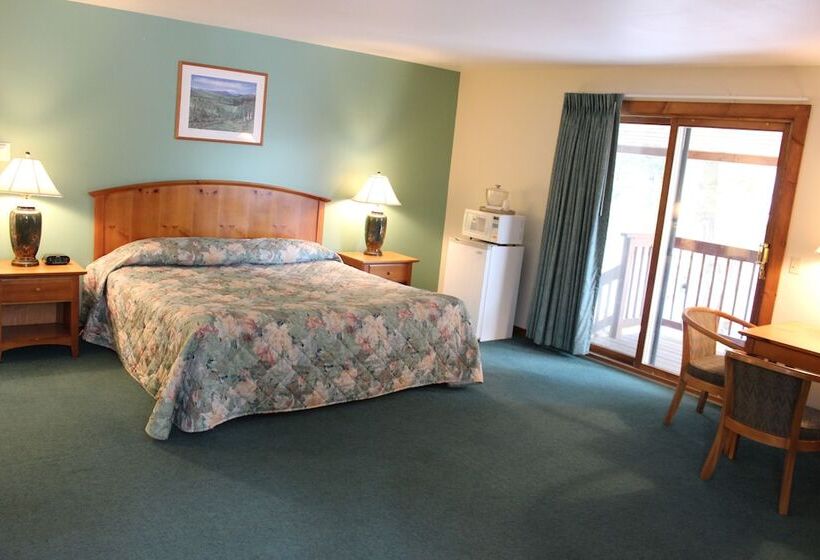 غرفة سوبيريور سرير كينج, Nootka Lodge