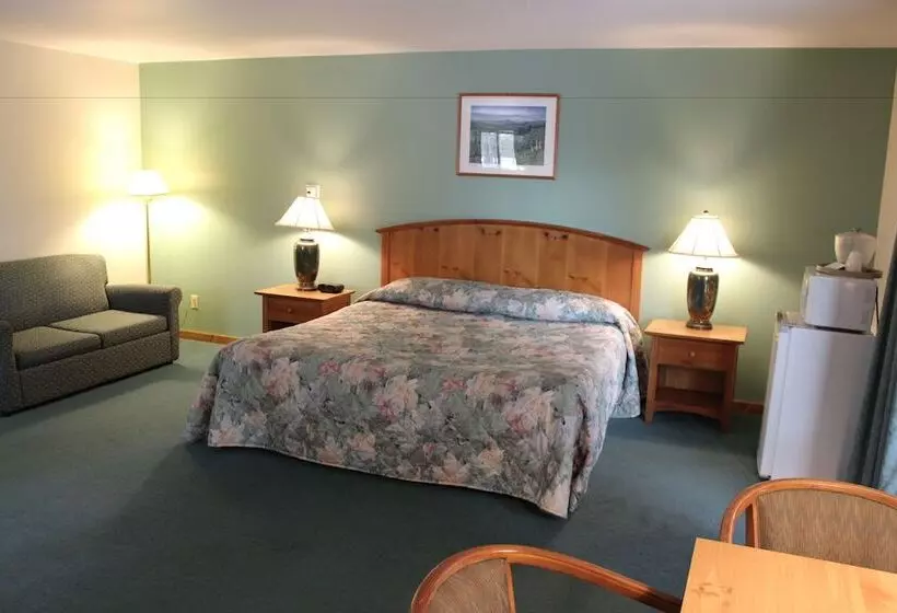 キングサイズベッドのスーペリアルーム, Nootka Lodge