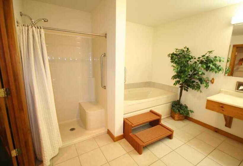 غرفة سوبيريور سرير كينج, Nootka Lodge