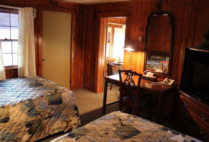 غرفة عائلية, Nootka Lodge