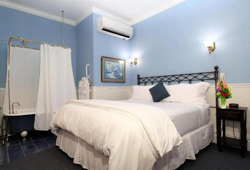 스탠다드 룸 킹사이즈 침대, The Napa Inn