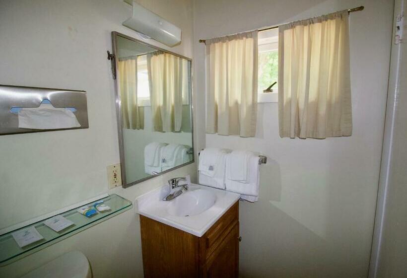 Номер Стандарт, Oakdell Motel Waterford Ct