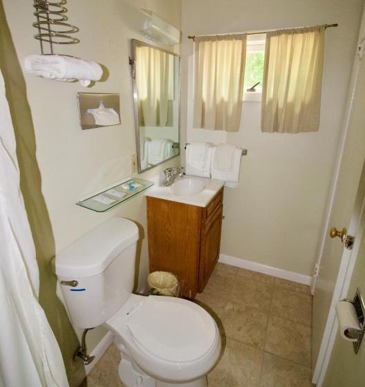 Номер Стандарт, Oakdell Motel Waterford Ct