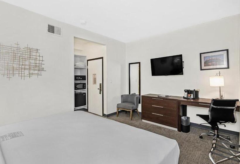 Deluxe Zimmer Kingsize Bett, Ohio House Motel