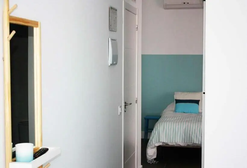 اتاق خانوادگی, Hostal La Casa Sanlúcar