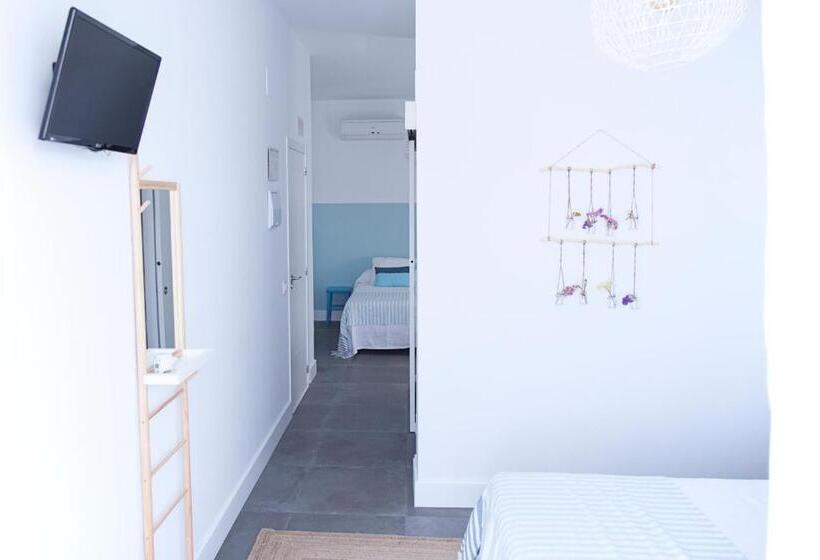 Семейный Номер, Hostal La Casa Sanlúcar