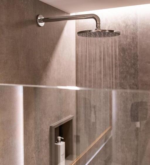 اتاق کلاسیک, Nagalu