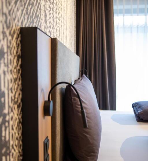 Family Suite, Nagalu