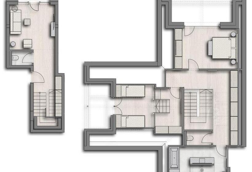 اتاق خانوادگی با چشمانداز کوه, Nagalu