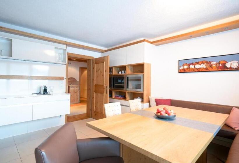 آپارتمان 2 خوابه, Nagalu