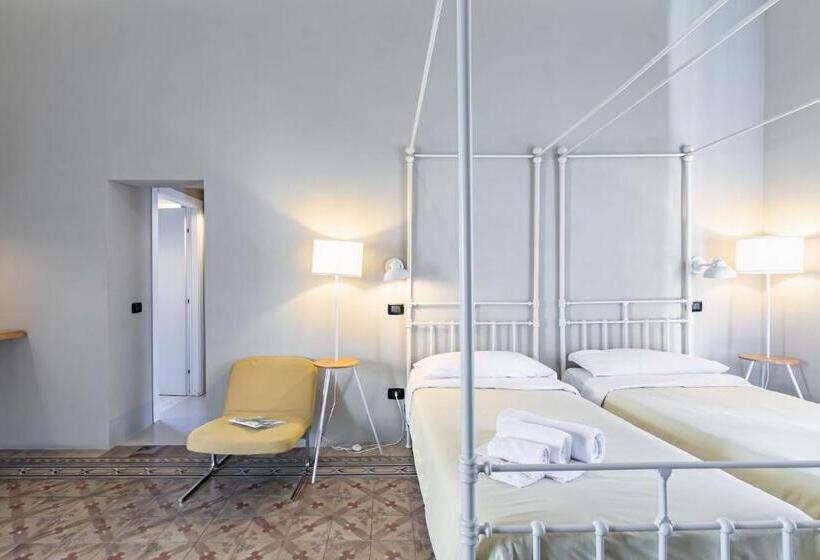 家庭间, Palazzo Cavarretta   Pinella S Rooms And Apartment