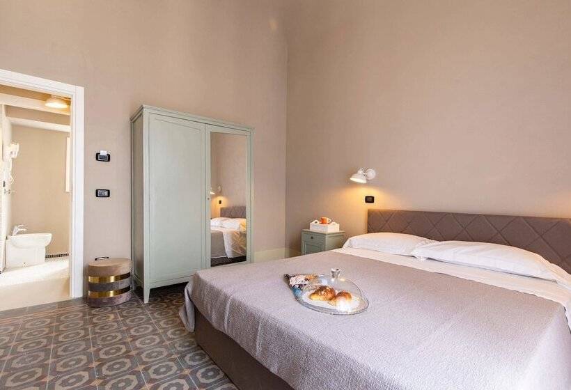 家庭间, Palazzo Cavarretta   Pinella S Rooms And Apartment