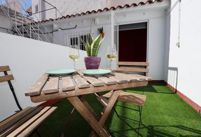اتاق استاندارد با تراس, Sweet Sevilla Hostel