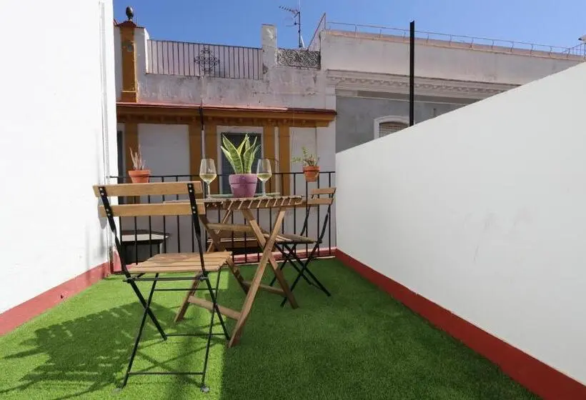 اتاق استاندارد با تراس, Sweet Sevilla Hostel