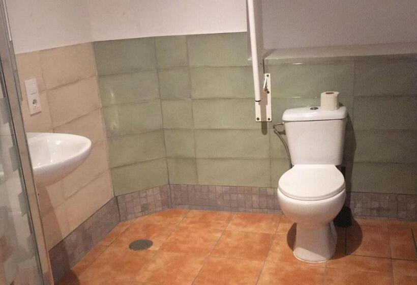 اتاق استاندارد, Sweet Sevilla Hostel