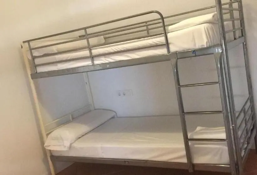 اتاق استاندارد, Sweet Sevilla Hostel