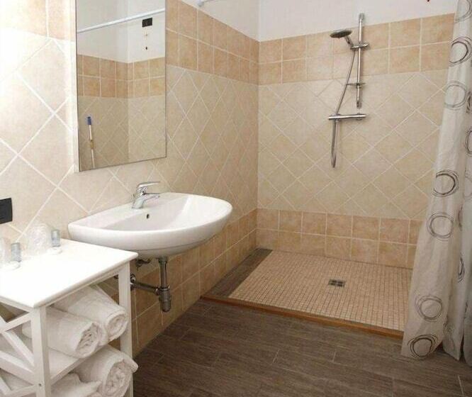 Номер Стандарт, Ospitidelpero