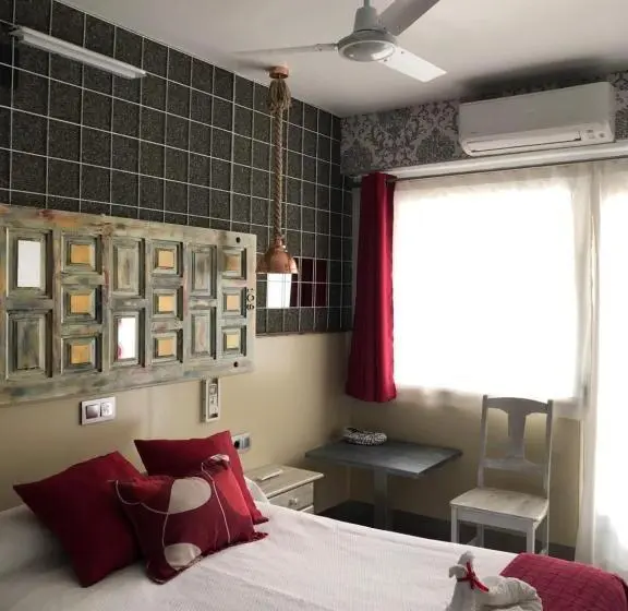 スタンダードルーム, Hostal Boutique Luna De Gavín