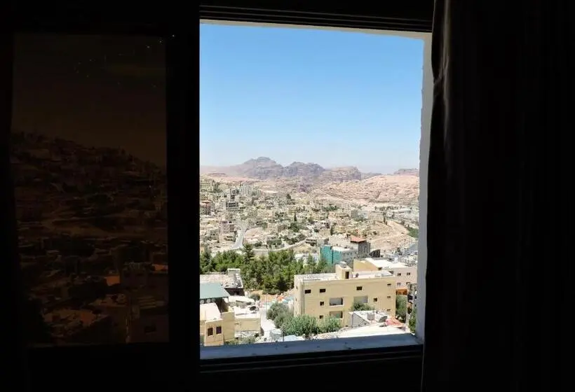 اتاق سوپریور با چشم‌انداز شهر, Valentine Inn Luxury