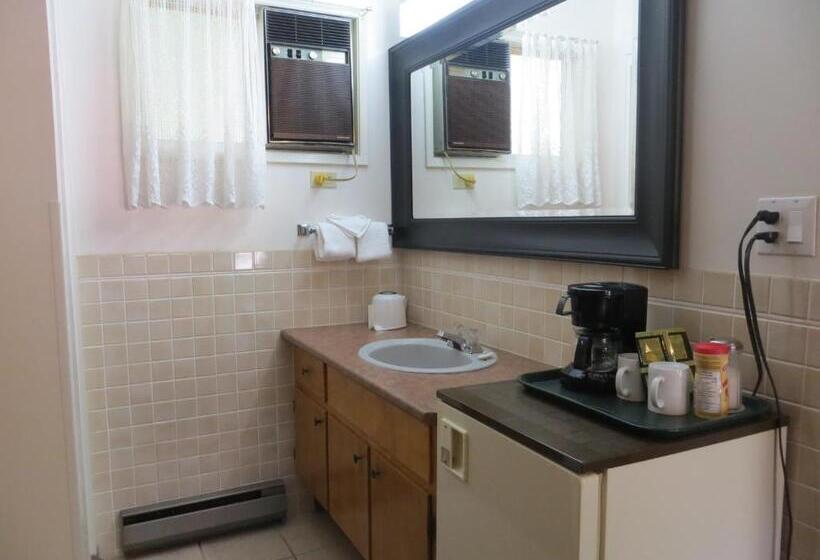 スタンダードルーム, Inntowne Motel