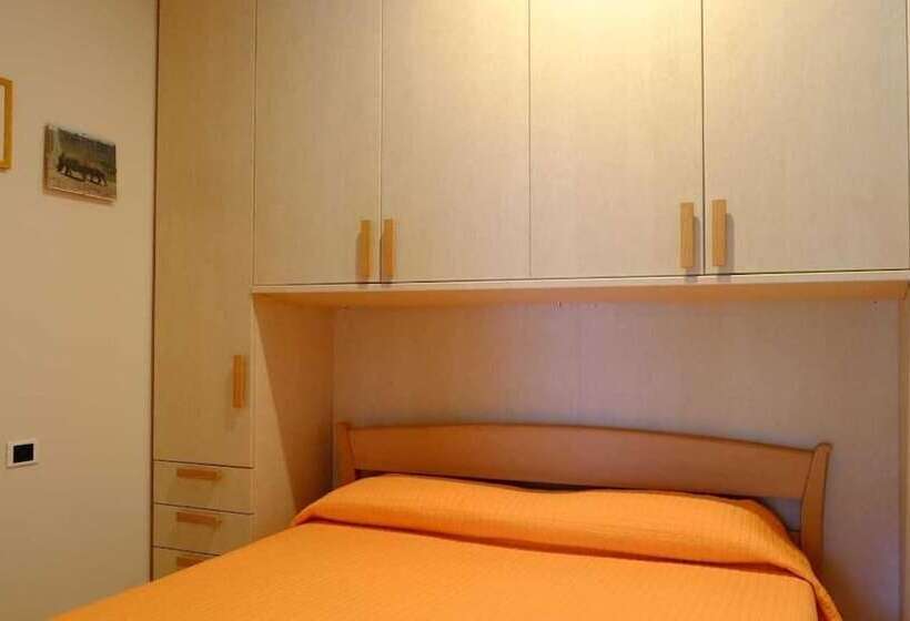 غرفة قياسية حمام مشترك, B&b Villa Lidia