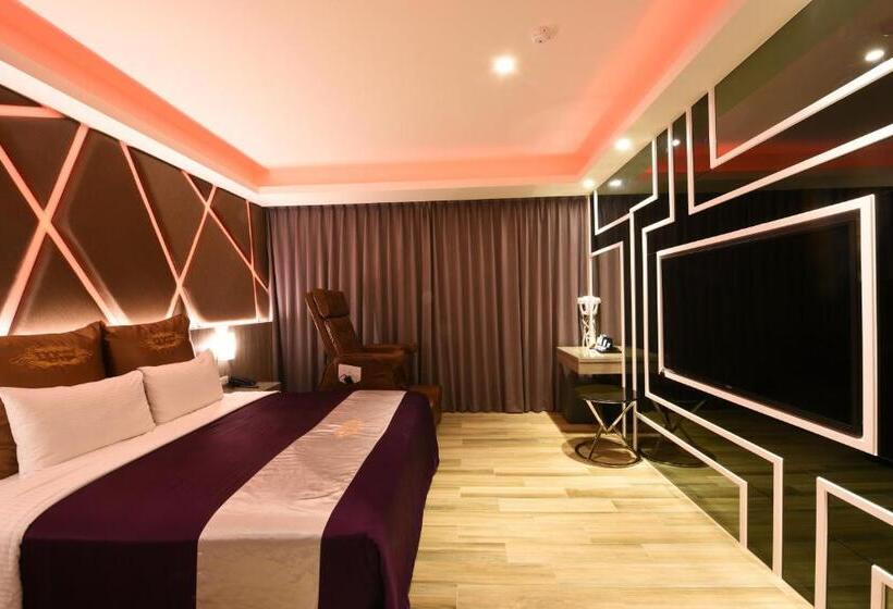 اتاق سوپریور, Zc Motel