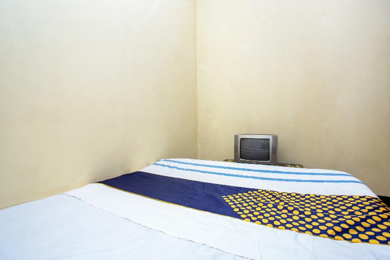 スタンダードルーム, Spot On 2473 Buana Jaya Guest House