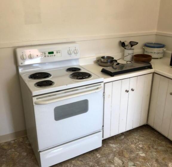 豪华三人间, Art Gallery Hostel