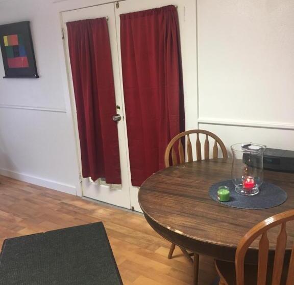 Номер Стандарт, Art Gallery Hostel