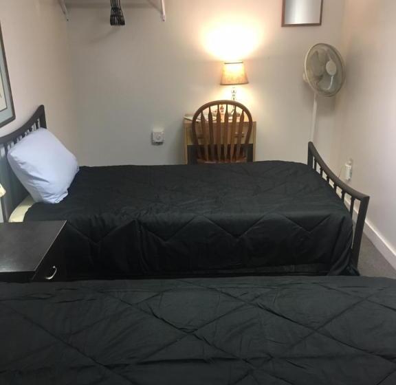 标准间, Art Gallery Hostel