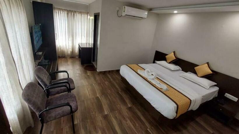 싱글 디럭스 룸, Aiba Regency