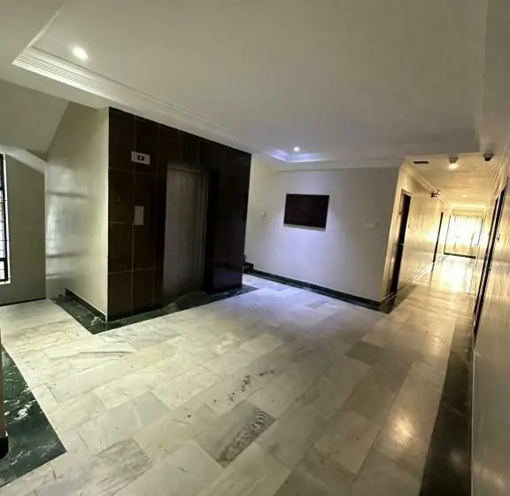デラックスルーム, Aiba Regency