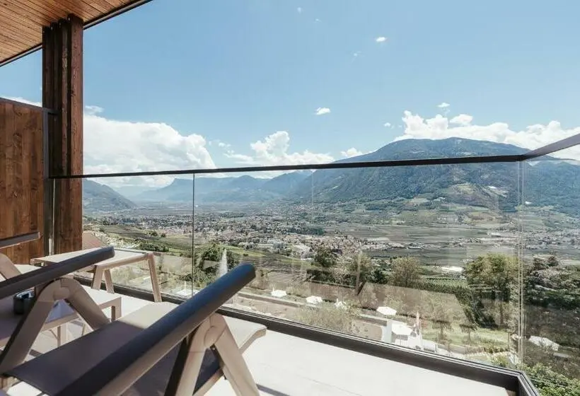 سوئیت جونیور با چشم‌انداز کوهستان, Panoramahotel Am Sonnenhang