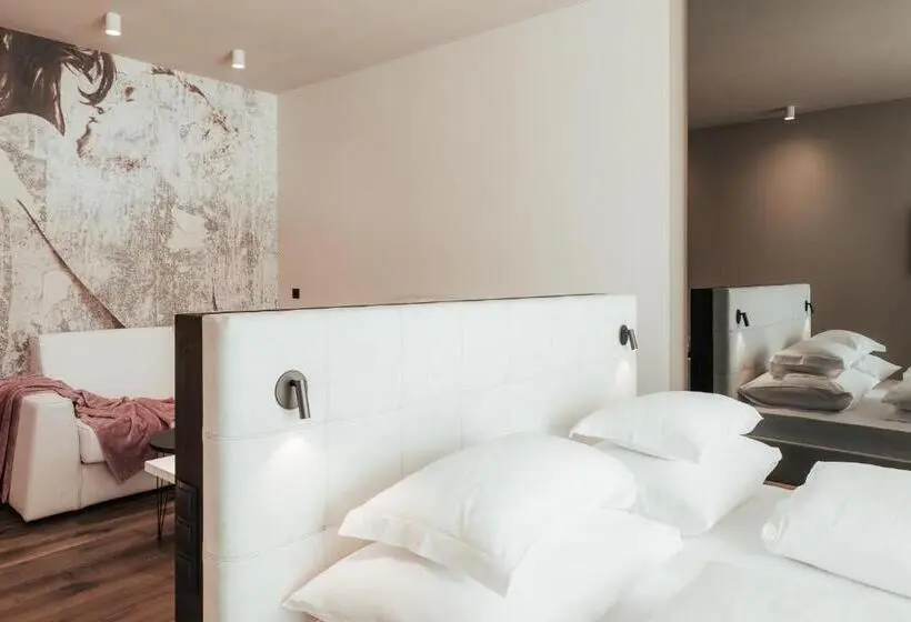 سوییت جونیور لوکس, Panoramahotel Am Sonnenhang