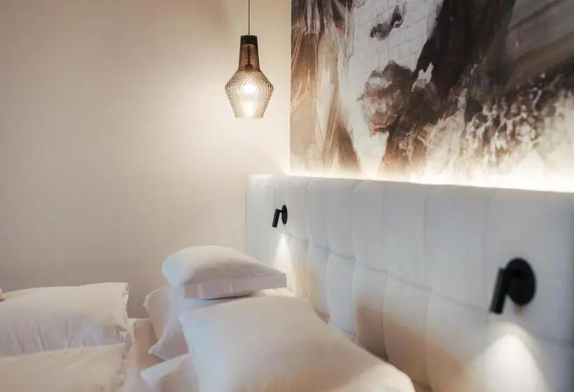 سوییت جونیور, Panoramahotel Am Sonnenhang