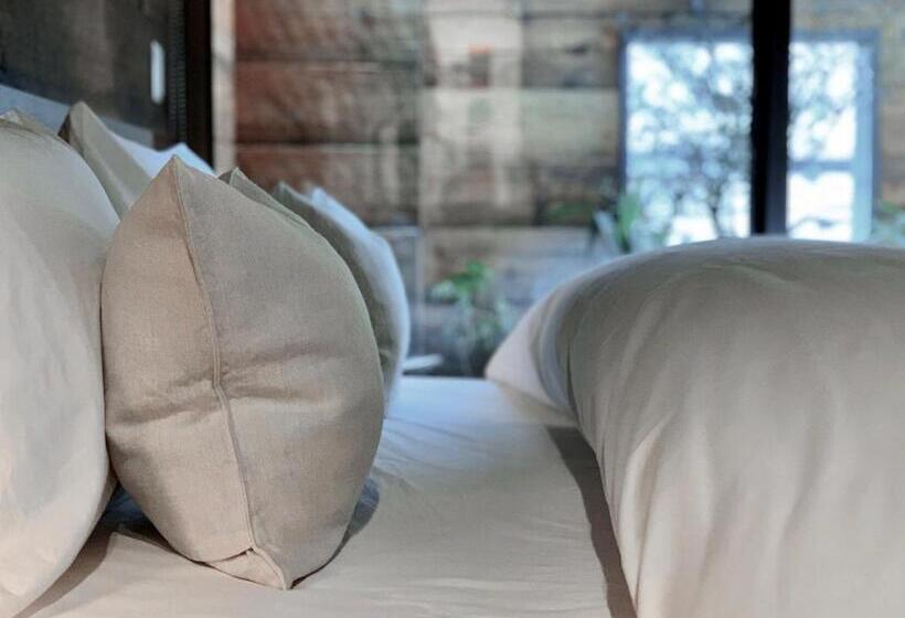 جناح, Guest House Maison De Stuffmarket