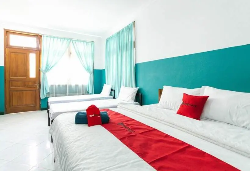 ファミリールーム, Reddoorz Syariah Near Alun Alun Magelang Bayeman