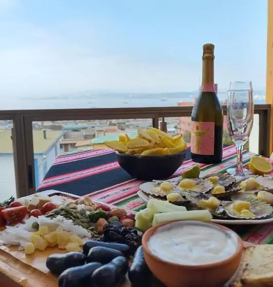 استودیوی لوکس, Hostal Lala Porteña Vista Al Mar, Baño Privado Y Desayuno