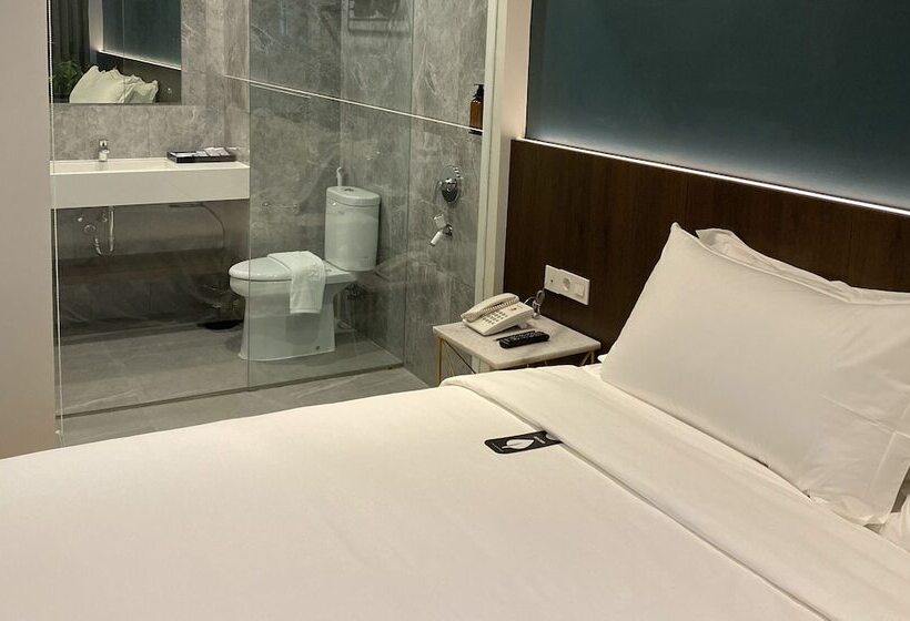 Номер Deluxe, Luminor Hotel Tanjung Selor