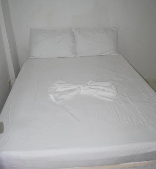 デラックスルーム, Hostalnativo