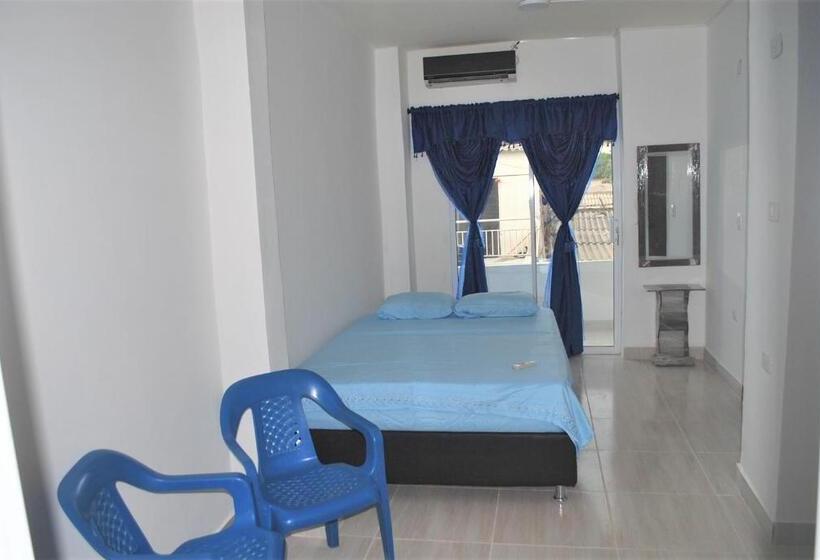 バルコニー付スイート, Hostalnativo